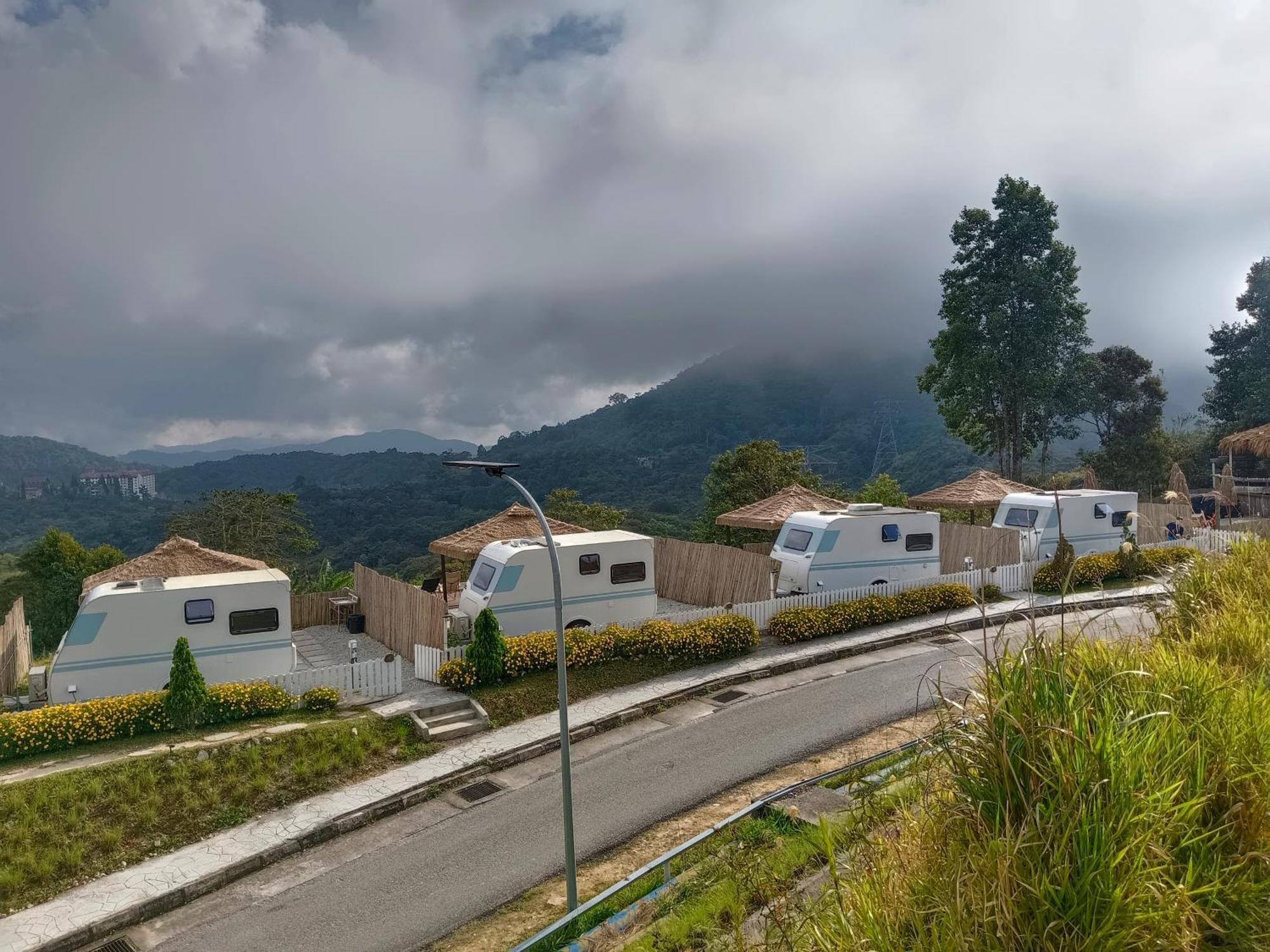 Golden Rose Homestay Cameron Highlands Бринчанг Екстер'єр фото